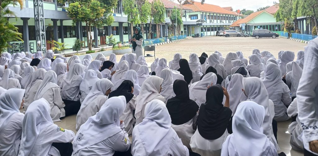 Program Keputrian Dorong Siswi MAN 1 Bogor Jadi Penerus Perjuangan Kemerdekaan