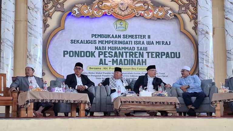 Pondok Pesantren Terpadu Al-Madinah Jonggol Buka Semester Genap dan Peringati Isra’ Mi’raj Nabi Muhammad SAW