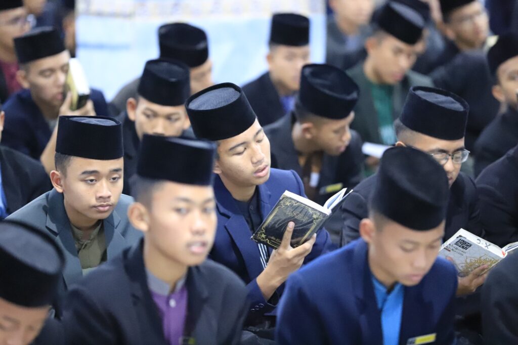 Bahasa Arab dan Kekhusyuan Ibadah