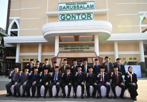 Untaian Doa dalam Reuni Akbar PTD, IPD, ISID, dan UNIDA Gontor
